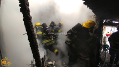  اللد: تخليص 13 عالقاً من منزل اندلع به حريق في المدينة